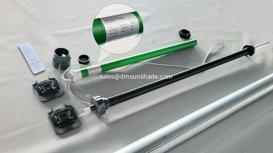 Ventes à chaud moteur printemps pare-vent fermeture à glissière stores pour patio et balcon manuel auxiliaire de levage stores à rouleaux